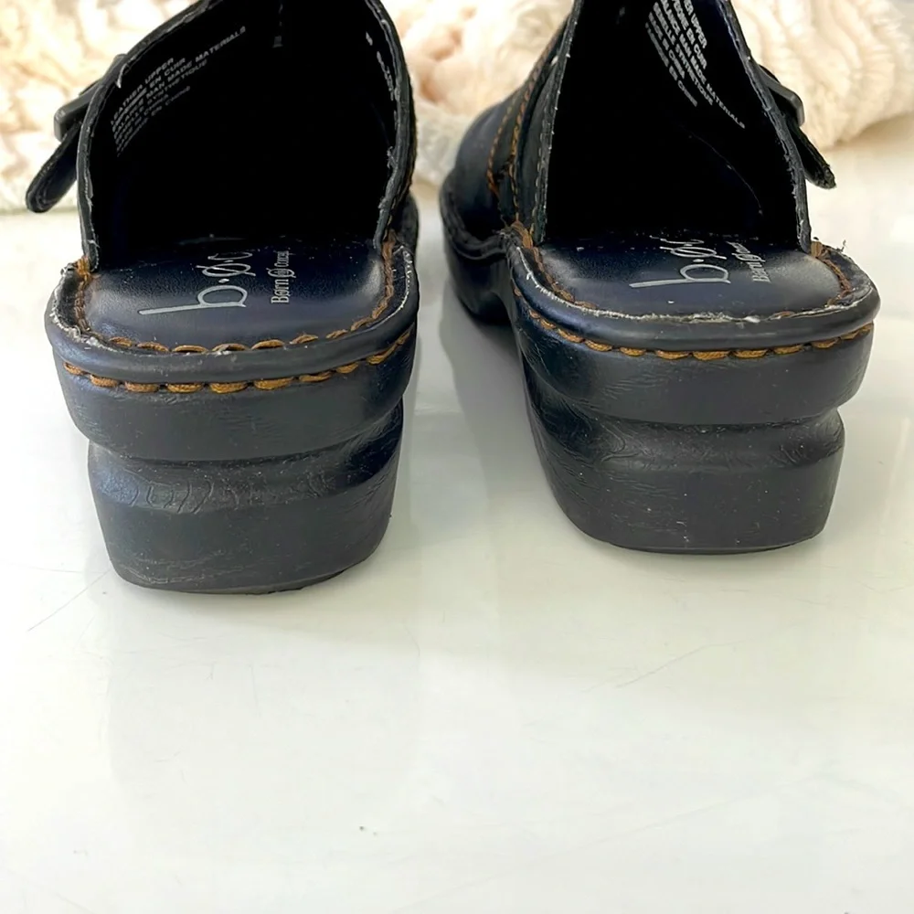 boc Ladies Clogs. Buckled Feature. Size 7/38 - Picture 4 of 12